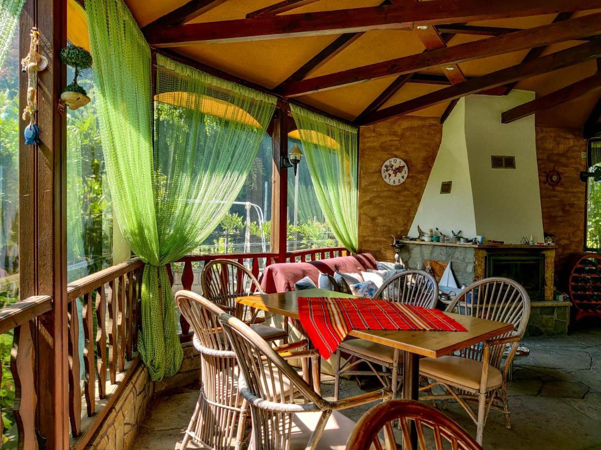 Patra Skala Prinou Apartment